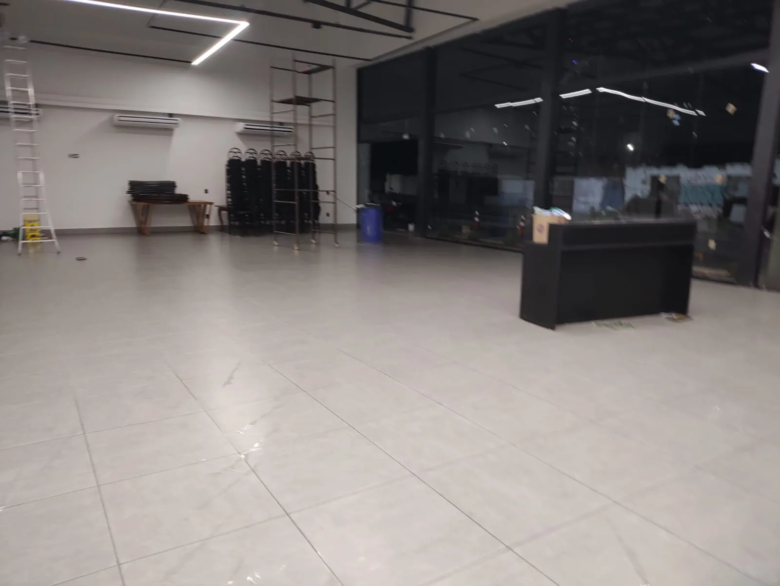 Empresa especializada em limpeza de pisos